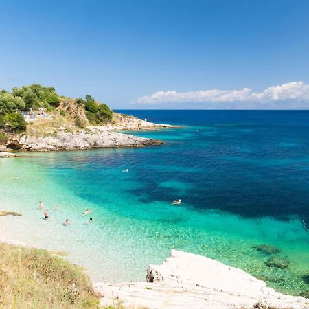 Kassiopi Piazza Suites Kültér fotó